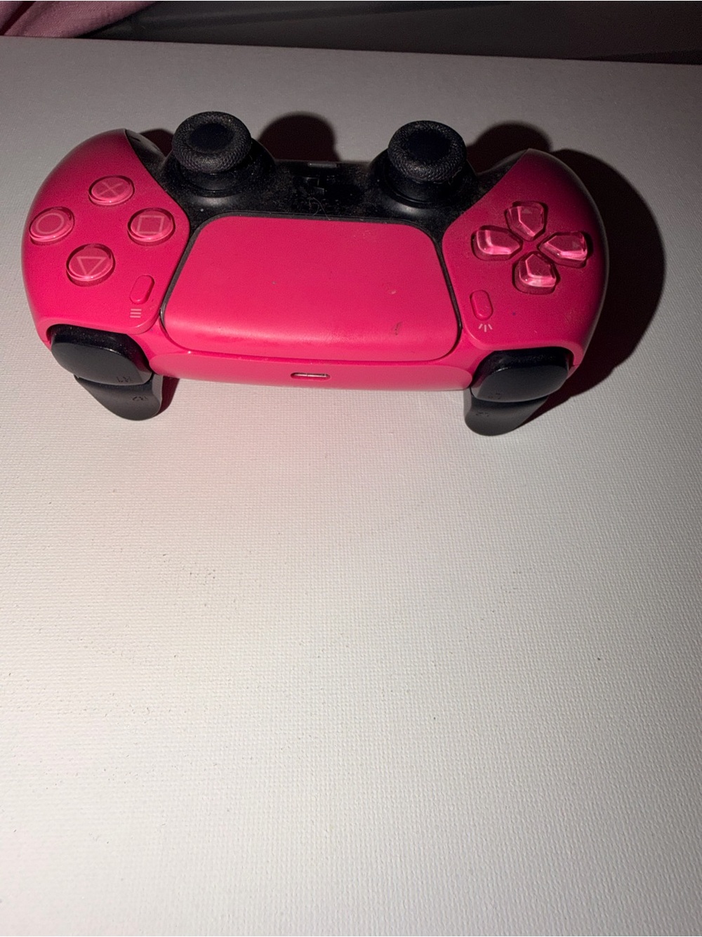 Pink PS5 Gaming Controller - Picture 3 of 4